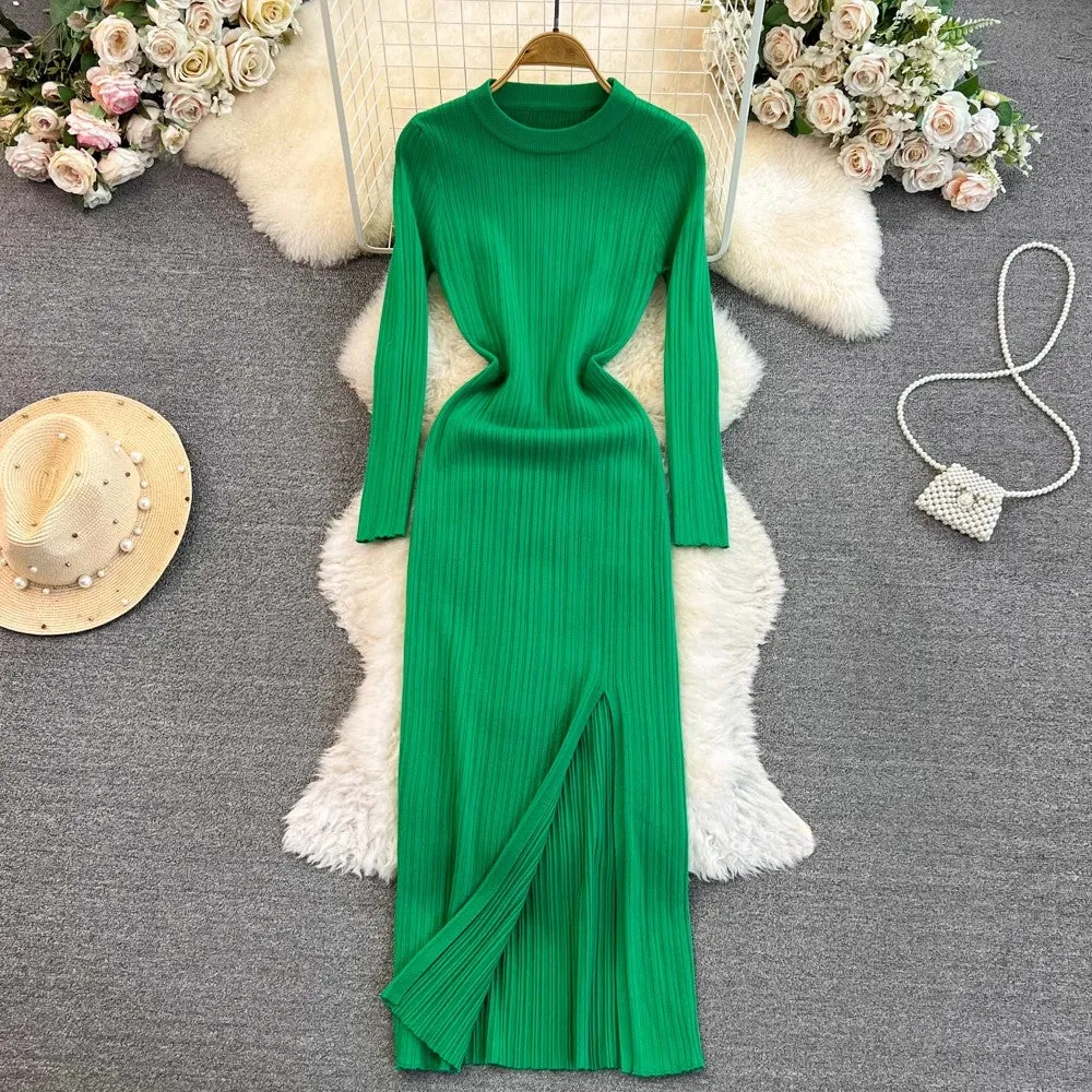 long-sleeved round neck mid-length knitted dress      S4024