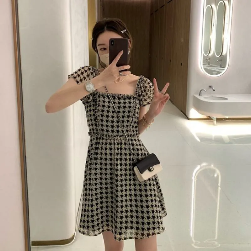 Square Collar Bubble Sleeve Cinched Waist Dress