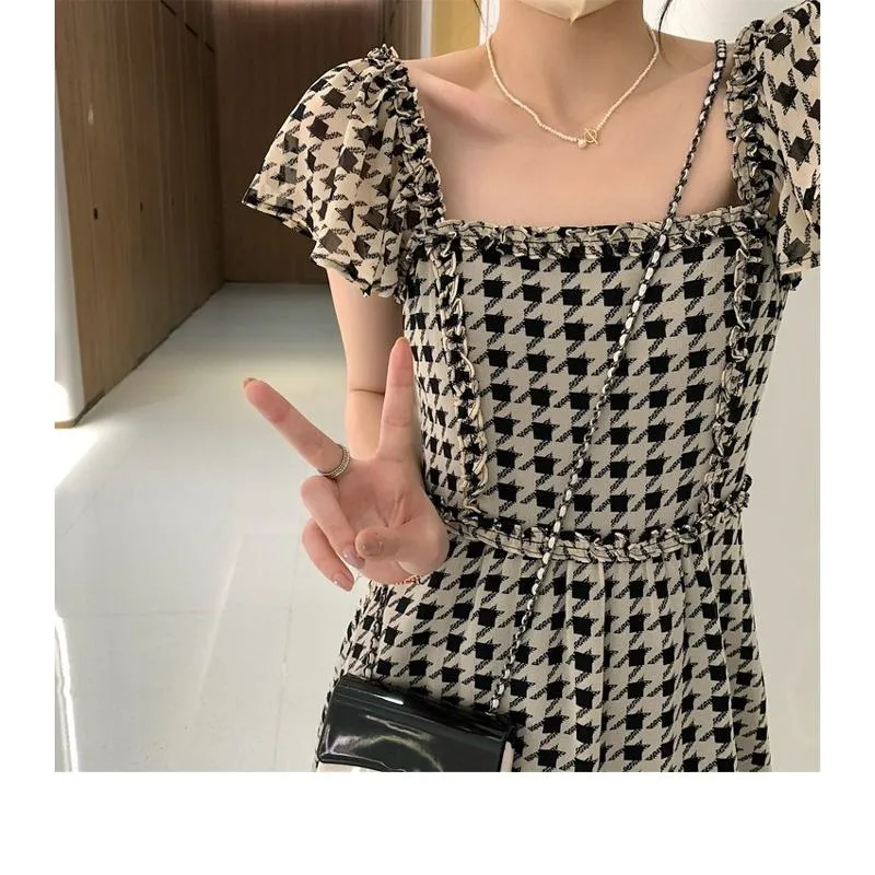 Square Collar Bubble Sleeve Cinched Waist Dress